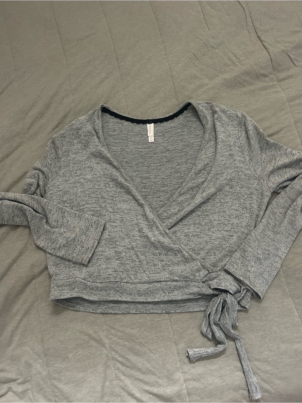 Xhilaration Heather Gray Wrap Crop Tie Top